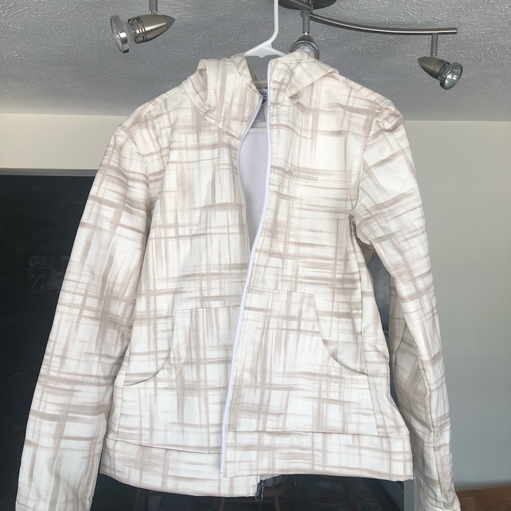 Columbia Ski Jacket (hooded)